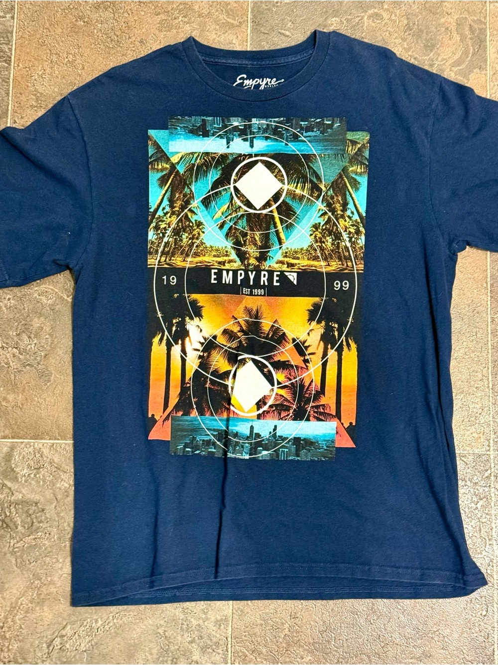 EMPYRE COASTAL TEE